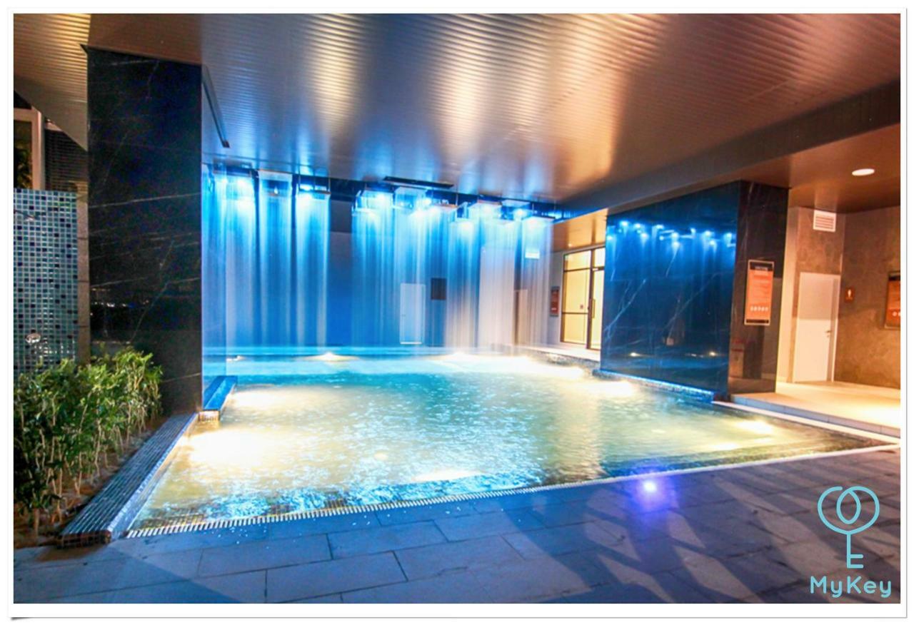 Expressionz Professional Suites By Mykey Kuala Lumpur Exterior foto Mykono Spa