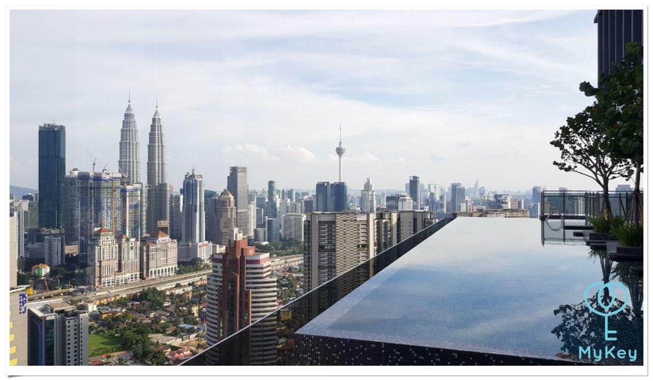 Expressionz Professional Suites By Mykey Kuala Lumpur Exterior foto Sky Pool